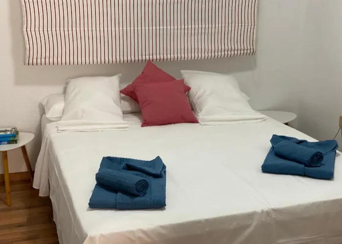 Almansa Flat 14